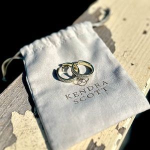 Kendra Scott Jack Gold Hoop Earrings in White Crystal